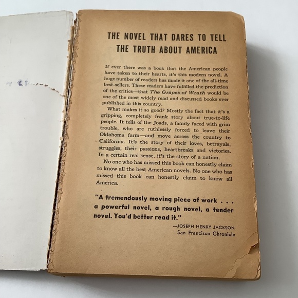 THE GRAPES OF WRATH (A BANTAM GIANT) John Steinbeck VINTAGE 1951 Edition - Picture 4 of 5